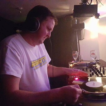 Rob Mathews [ Dj Rhythm ]