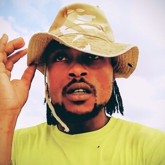 Leyzon Mapozi