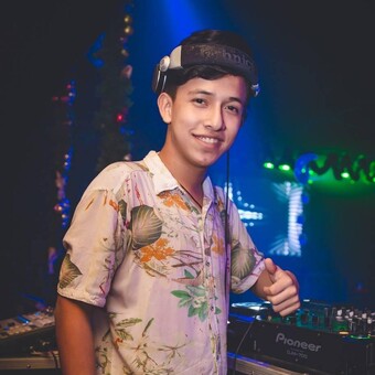 Deejay Elias - Peru