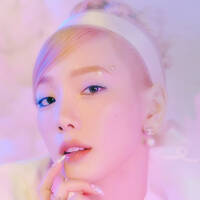 Taeyeon - Weekend (8 Bits) by RainboWxMikA