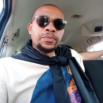 Jolinkomo Mntan'omhle
