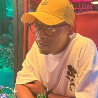 Tlotlo Tloxzen Nzimande