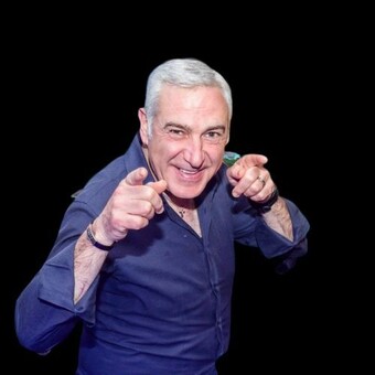 deejay  andrea cecchini