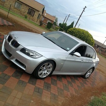 Itumeleng Mafela