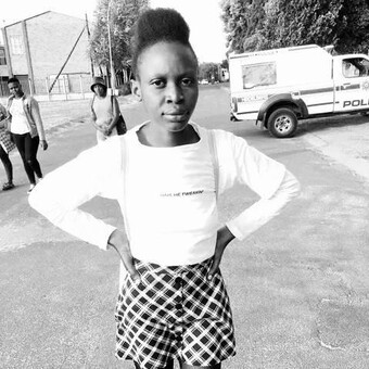 Fr&aring;nk Ml&uuml;