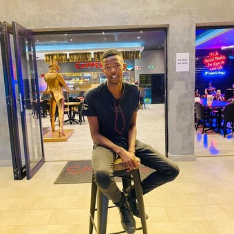 Vuyo Masumpa