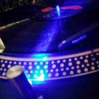 Vinylpixel 1 by Frank Taurus
