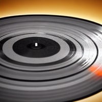 em busca de mim - poesia by Luiza