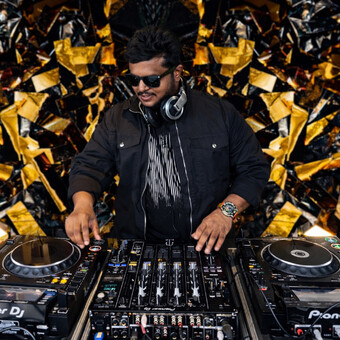 Dj M-BASS