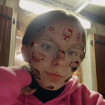 Chlo&eacute; Thinselin