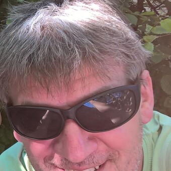 Ralph Z&Atilde;&frac14;hlsdorff