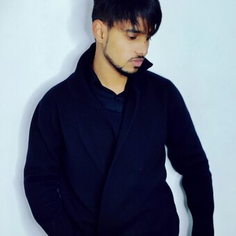 R&otilde;h&iacute;t M&agrave;ťh&uuml;ŕ