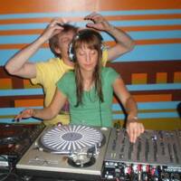 Punisher - Live @ Lo (9-21-01) by Rob Tygett / Crash Override / STL Rave Archive