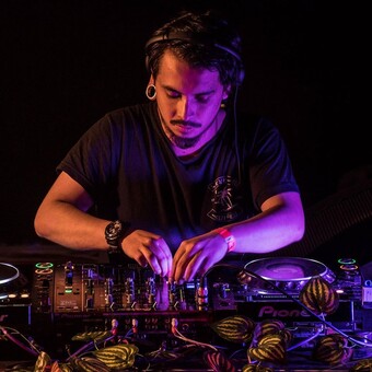 Alexander Novaglitch Hernandez