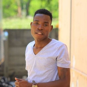 Theophilus Dracola Simon