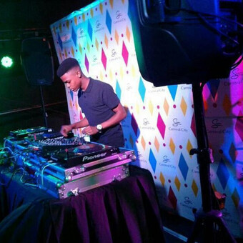 Deep &amp; Soulful Explosions mixed by DJ Fuxi