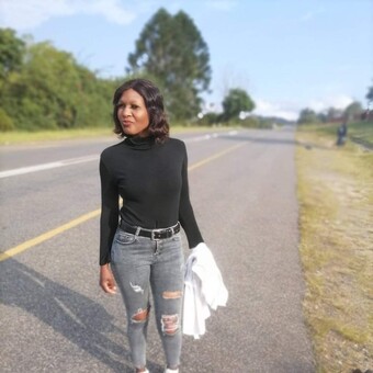 Alucia Makwa-Ntando Ntiwane