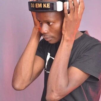 DJ EM KE