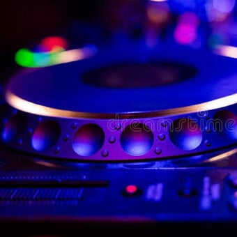 DJ FLIQ