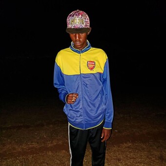 &Acirc;nt&oslash;ni&ograve; Ťoll&atilde;h