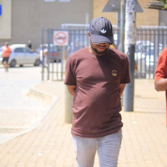 Mokete Elvis Lepholletse