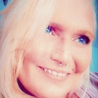 Natalie K&uuml;ster