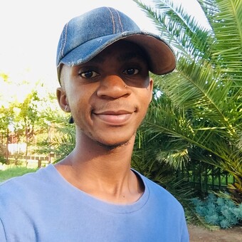 Hlonieyy Blessing