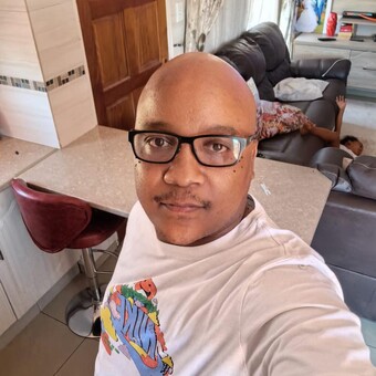 Sandile Zwelibanzi