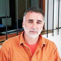 Raúl Llobeta - Docente UNJu - Importación de ropa usada by unjuradio04