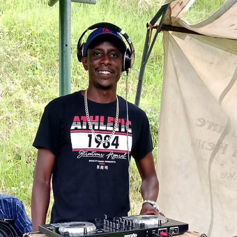 Dj SlimDee