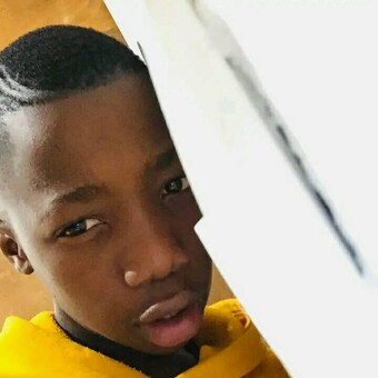 Djj Hloza