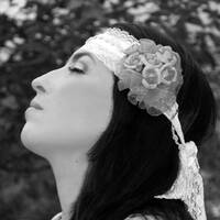 28/88 Hace dieciocho años te estoy pensando (Fantasmas) by Elko Omar Vazquez Erosa