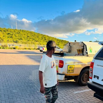 Ernestlusive Thato Deej