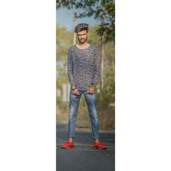 &ETH;&euml;&ecirc; J Sh&uuml;bh&auml;m