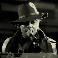 Mix, Vol. 46: R.I.P. to the godfather of neo-soul, D'Angelo by Ill Selekta