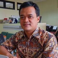 2017-01-09 Topik Idola - Gun Gun Heryanto by Radio Idola Semarang