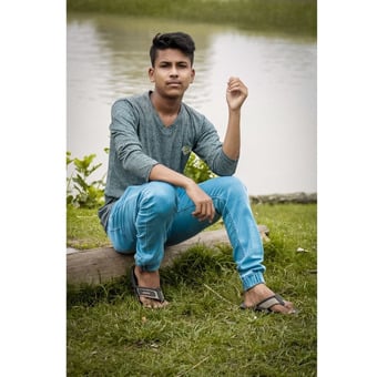 Ř&acirc;h&uuml;ł Đăś