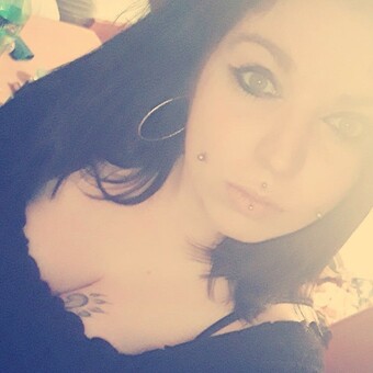 Sanuye Shirin Khaliifaa