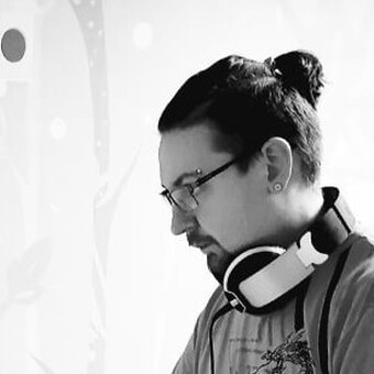 Rich&aacute;rd T&aacute;llai