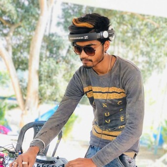 &Scaron;&auml;&ntilde;j&ouml;&yuml; V&iuml;