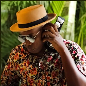 DJ Francis Santana