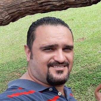 Rog&eacute;rio Fernandes