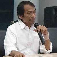 2016-09-16 Topik Idola - Narasumber Radhar Panca Dahana by Radio Idola Semarang