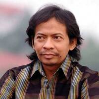 2016-10-14 Topik Idola - Narasumber Radhar Panca Dahana by Radio Idola Semarang