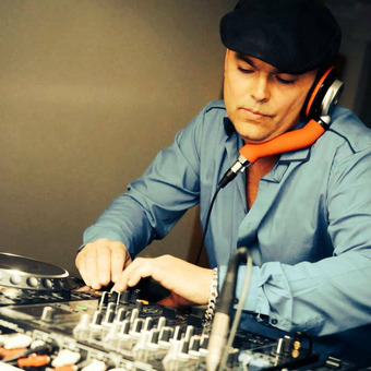 DJ Darren Driffill