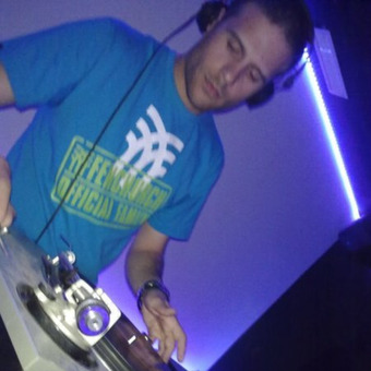 DJ Pablo Cobos