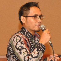 2016-10-11 Topik Idola - Narasumber Mohammad Faisal by Radio Idola Semarang