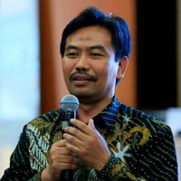2016-12-28 Topik Idola - Kacung Marijan by Radio Idola Semarang