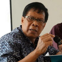 2017-01-31 Topik Idola - Prof Nyoman Serikat by Radio Idola Semarang