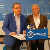 Rueda Prensa PP 2016-06-02 | Mentiras del PSOE sobre la PAC y temas de actualidad municipal by ppvelezmalaga